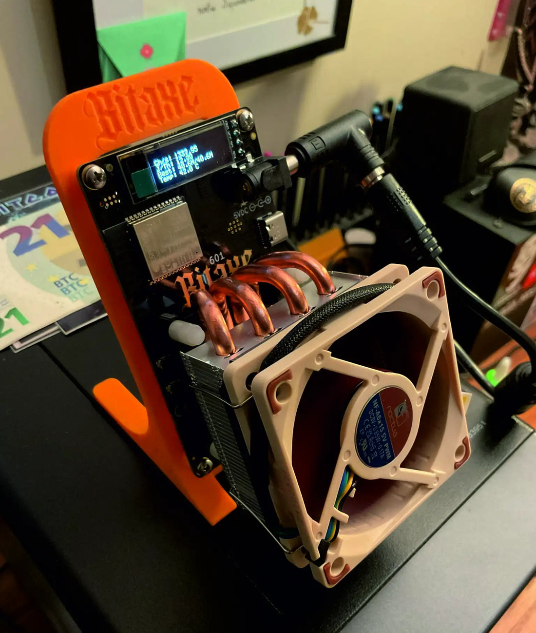 Chez 100Blocks, on ne fait pas que parler de Bitcoin... On le mine.